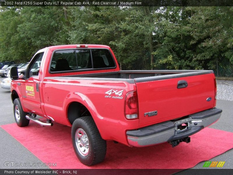 Red Clearcoat / Medium Flint 2002 Ford F250 Super Duty XLT Regular Cab 4x4