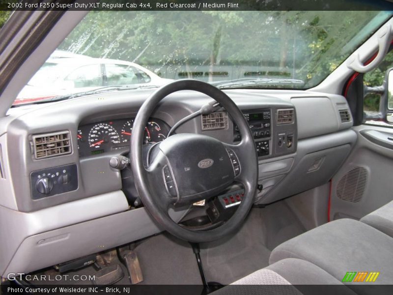 Red Clearcoat / Medium Flint 2002 Ford F250 Super Duty XLT Regular Cab 4x4