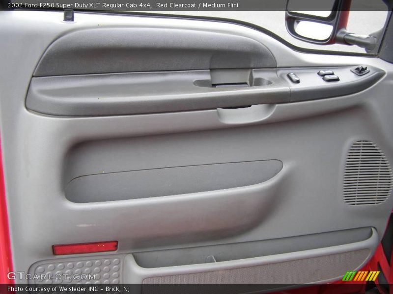 Red Clearcoat / Medium Flint 2002 Ford F250 Super Duty XLT Regular Cab 4x4