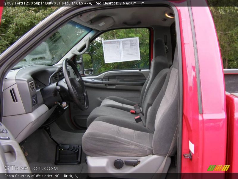 Red Clearcoat / Medium Flint 2002 Ford F250 Super Duty XLT Regular Cab 4x4