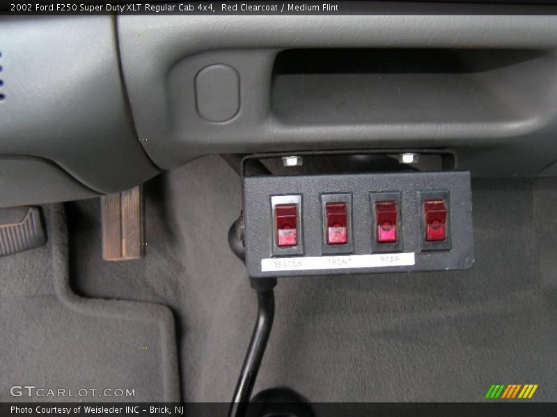 Red Clearcoat / Medium Flint 2002 Ford F250 Super Duty XLT Regular Cab 4x4