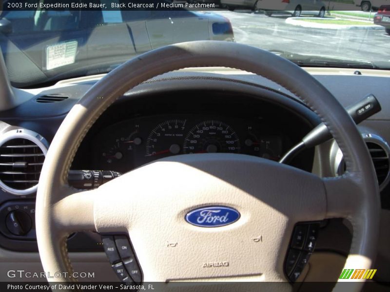 Black Clearcoat / Medium Parchment 2003 Ford Expedition Eddie Bauer