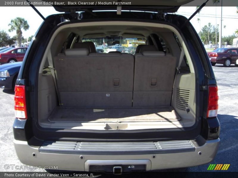 Black Clearcoat / Medium Parchment 2003 Ford Expedition Eddie Bauer