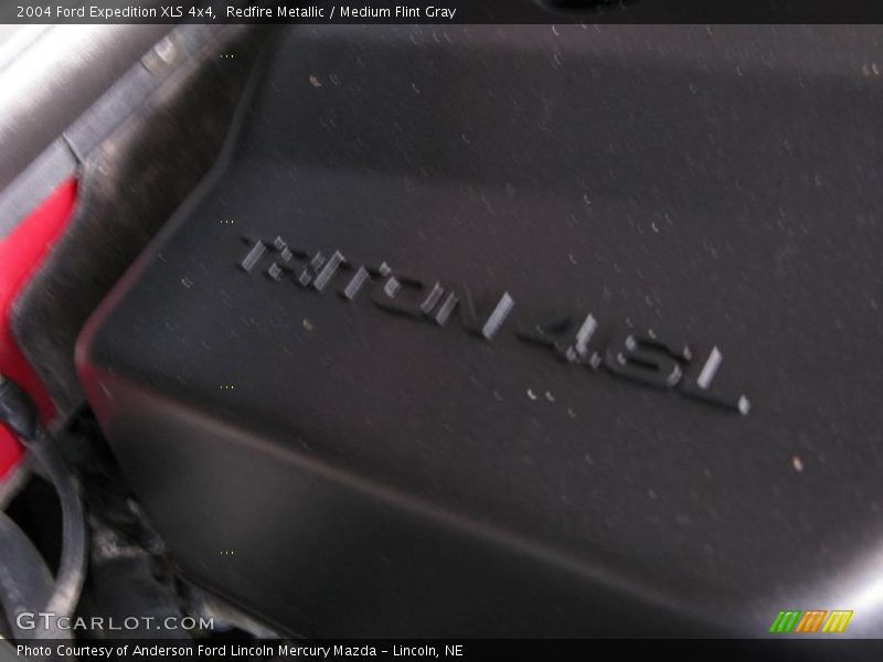 Redfire Metallic / Medium Flint Gray 2004 Ford Expedition XLS 4x4