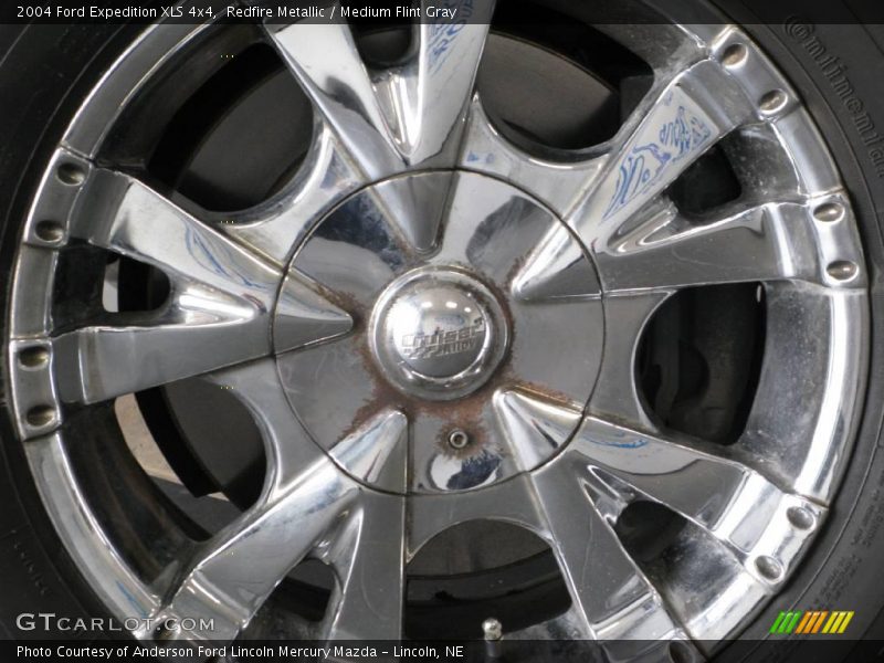 Redfire Metallic / Medium Flint Gray 2004 Ford Expedition XLS 4x4