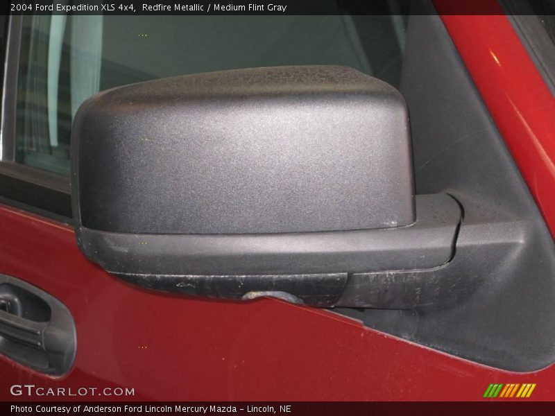 Redfire Metallic / Medium Flint Gray 2004 Ford Expedition XLS 4x4