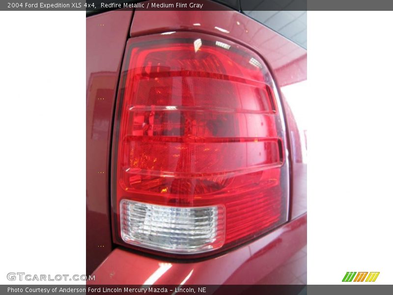 Redfire Metallic / Medium Flint Gray 2004 Ford Expedition XLS 4x4