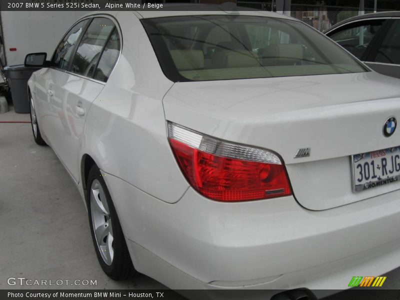 Alpine White / Beige 2007 BMW 5 Series 525i Sedan