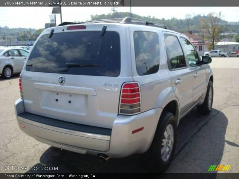 Satellite Silver Metallic / Black 2006 Mercury Mariner Luxury 4WD
