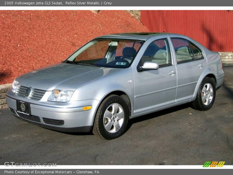 Reflex Silver Metallic / Grey 2005 Volkswagen Jetta GLS Sedan