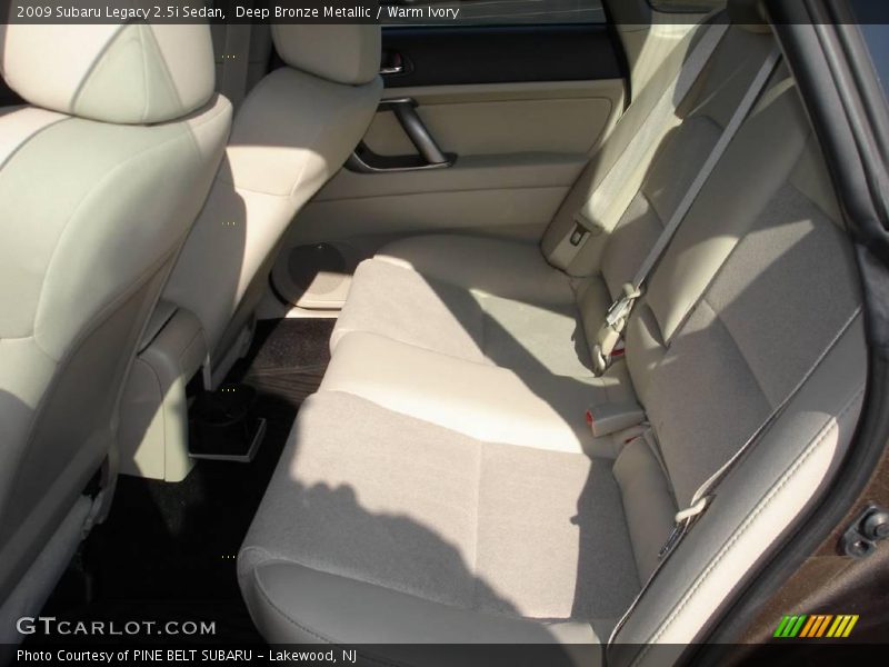 Deep Bronze Metallic / Warm Ivory 2009 Subaru Legacy 2.5i Sedan
