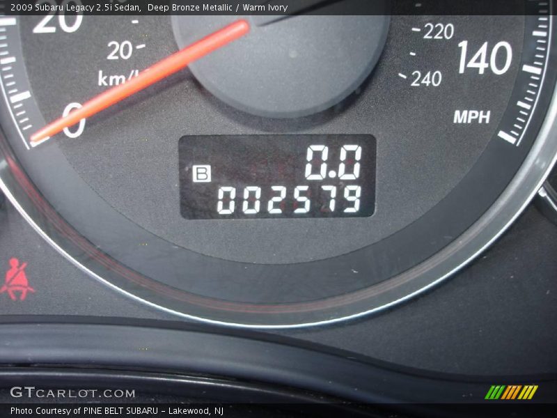 Deep Bronze Metallic / Warm Ivory 2009 Subaru Legacy 2.5i Sedan