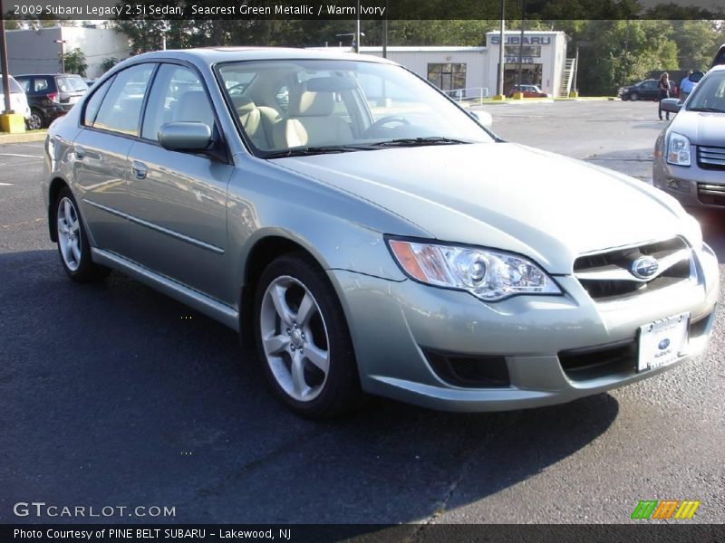 Seacrest Green Metallic / Warm Ivory 2009 Subaru Legacy 2.5i Sedan