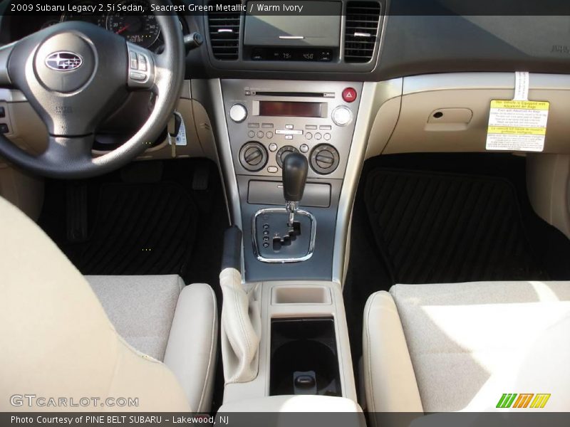 Seacrest Green Metallic / Warm Ivory 2009 Subaru Legacy 2.5i Sedan