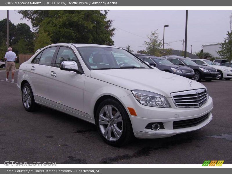 Arctic White / Almond/Mocha 2009 Mercedes-Benz C 300 Luxury