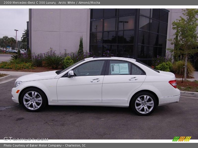 Arctic White / Almond/Mocha 2009 Mercedes-Benz C 300 Luxury