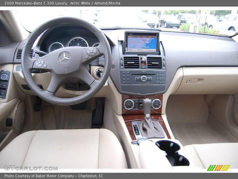 Arctic White / Almond/Mocha 2009 Mercedes-Benz C 300 Luxury
