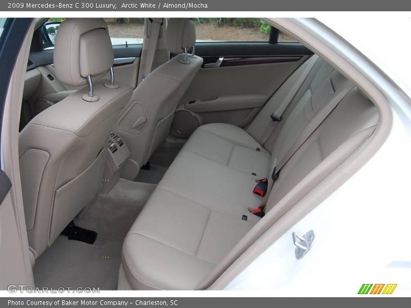 Arctic White / Almond/Mocha 2009 Mercedes-Benz C 300 Luxury