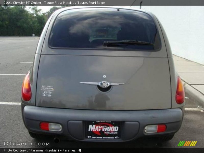 Taupe Frost Metallic / Taupe/Pearl Beige 2001 Chrysler PT Cruiser