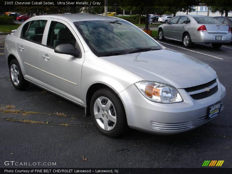 Ultra Silver Metallic / Gray 2005 Chevrolet Cobalt Sedan
