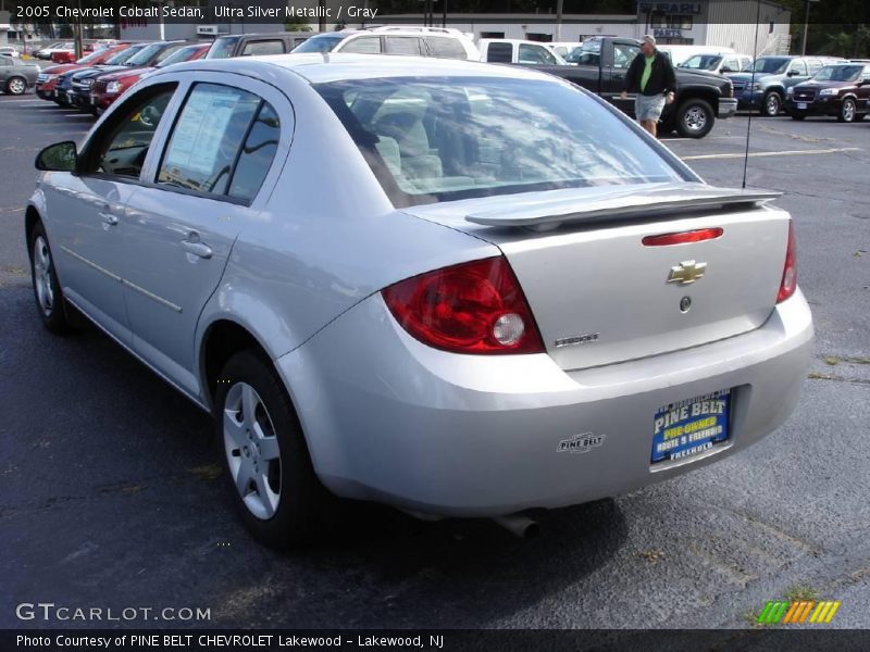 Ultra Silver Metallic / Gray 2005 Chevrolet Cobalt Sedan