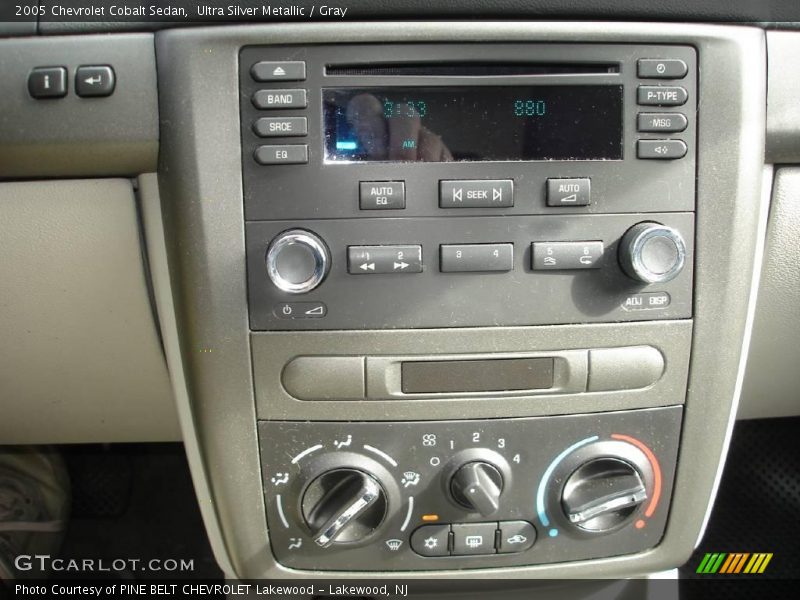 Ultra Silver Metallic / Gray 2005 Chevrolet Cobalt Sedan