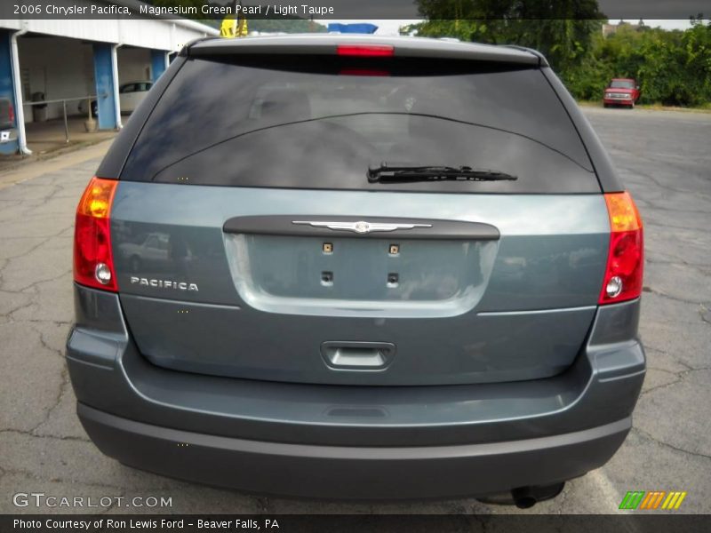 Magnesium Green Pearl / Light Taupe 2006 Chrysler Pacifica