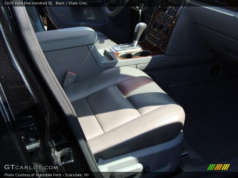 Black / Shale Grey 2005 Ford Five Hundred SE