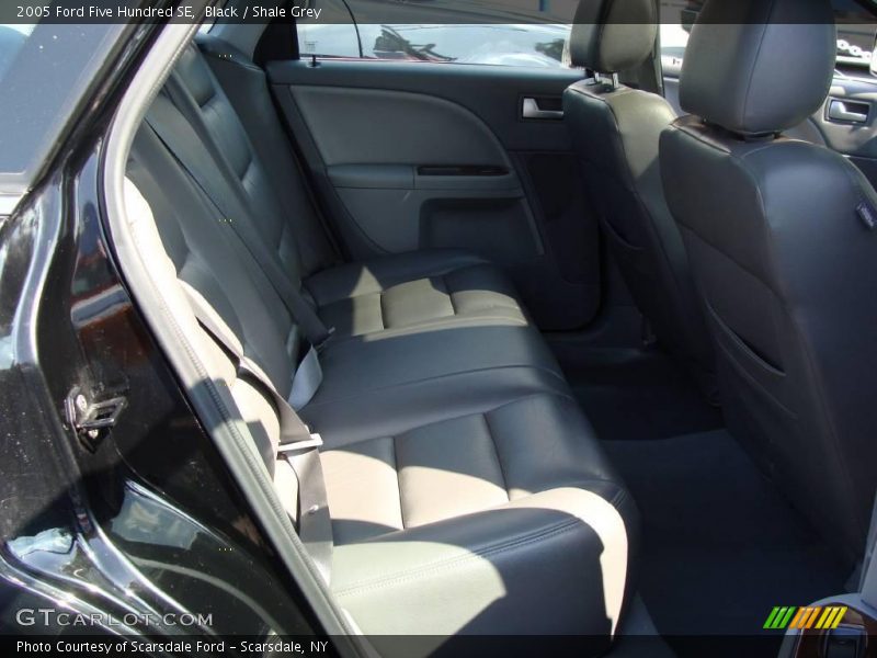 Black / Shale Grey 2005 Ford Five Hundred SE