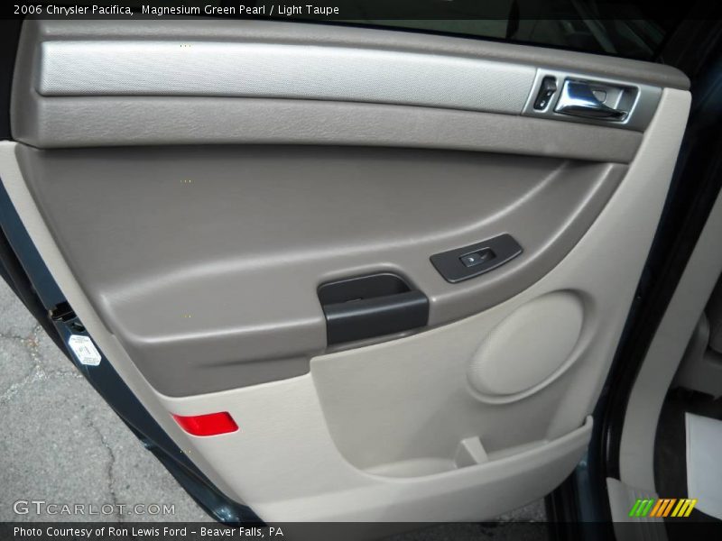Magnesium Green Pearl / Light Taupe 2006 Chrysler Pacifica