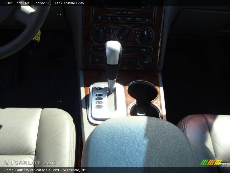 Black / Shale Grey 2005 Ford Five Hundred SE