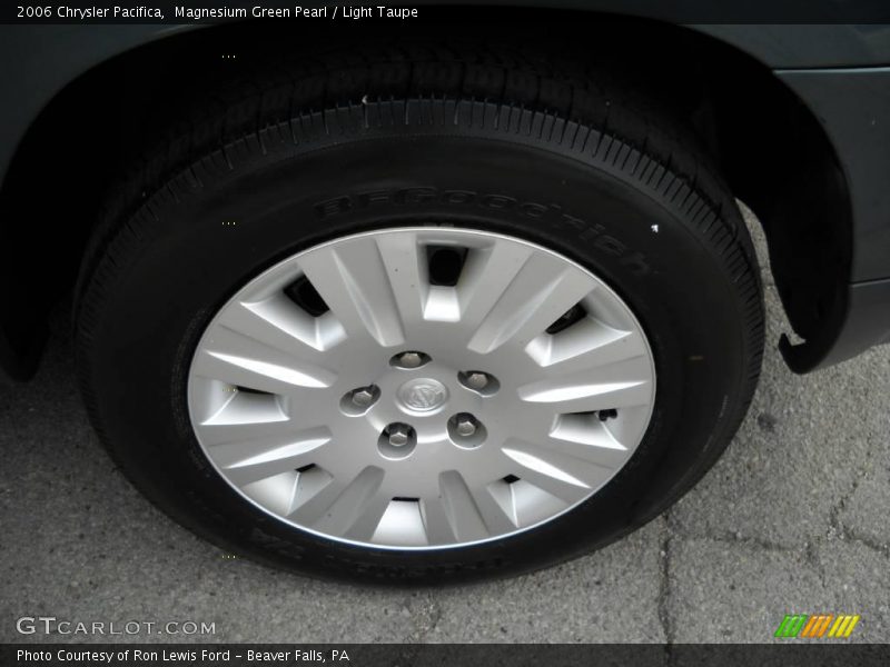 Magnesium Green Pearl / Light Taupe 2006 Chrysler Pacifica