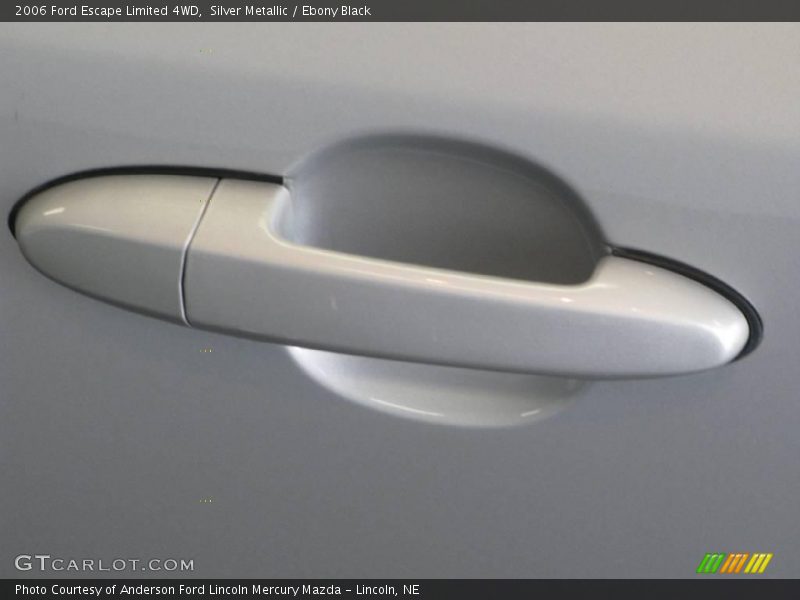 Silver Metallic / Ebony Black 2006 Ford Escape Limited 4WD