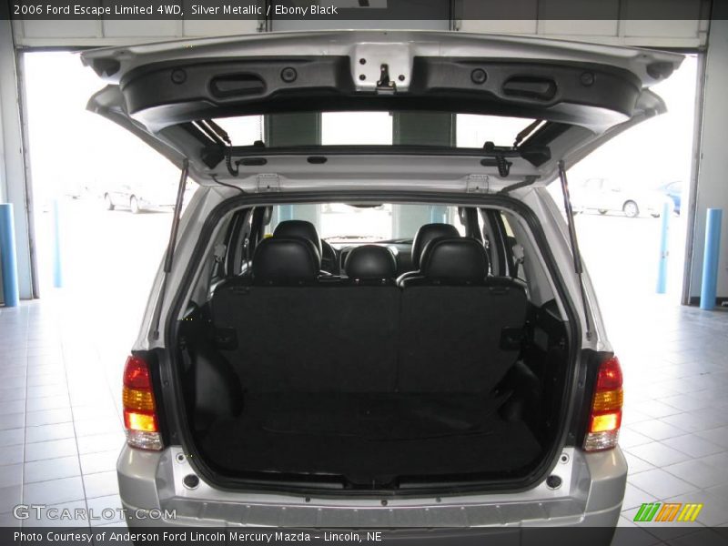 Silver Metallic / Ebony Black 2006 Ford Escape Limited 4WD