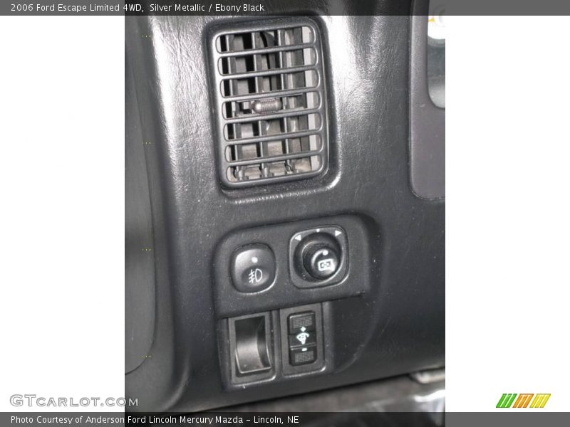 Silver Metallic / Ebony Black 2006 Ford Escape Limited 4WD