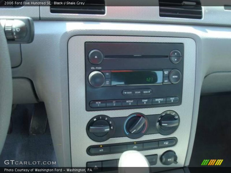 Black / Shale Grey 2006 Ford Five Hundred SE