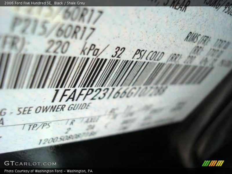 Black / Shale Grey 2006 Ford Five Hundred SE