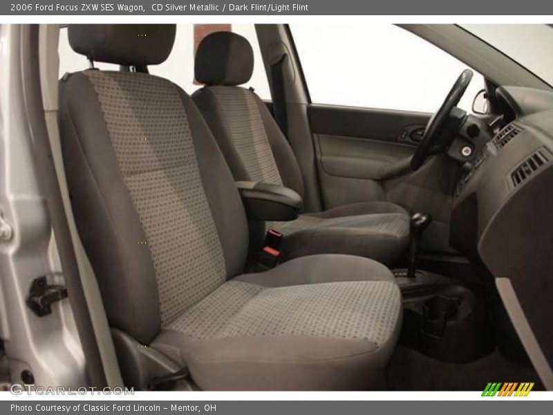 CD Silver Metallic / Dark Flint/Light Flint 2006 Ford Focus ZXW SES Wagon