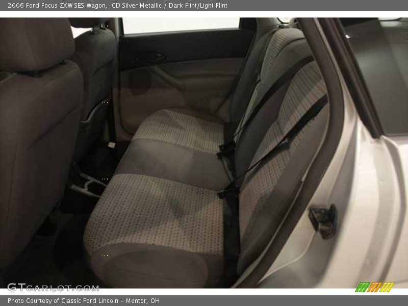 CD Silver Metallic / Dark Flint/Light Flint 2006 Ford Focus ZXW SES Wagon