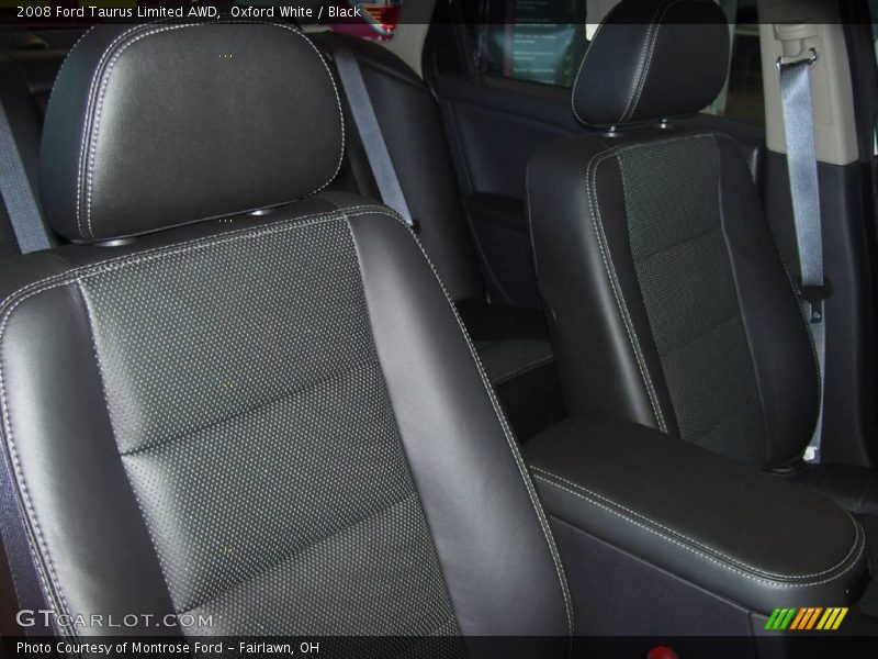 Oxford White / Black 2008 Ford Taurus Limited AWD