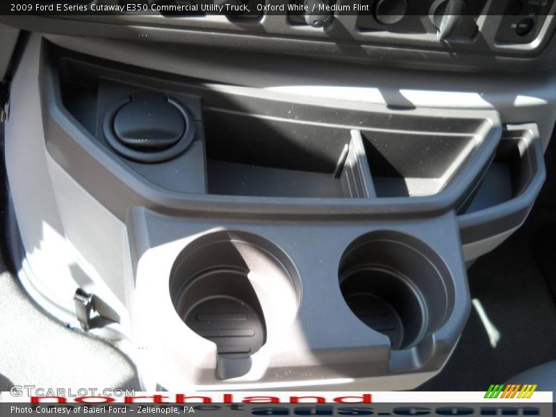 Oxford White / Medium Flint 2009 Ford E Series Cutaway E350 Commercial Utility Truck