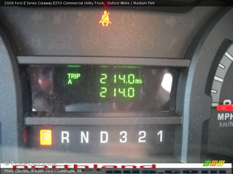 Oxford White / Medium Flint 2009 Ford E Series Cutaway E350 Commercial Utility Truck