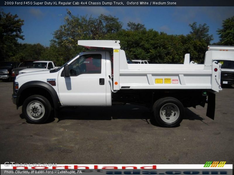 Oxford White / Medium Stone 2009 Ford F450 Super Duty XL Regular Cab 4x4 Chassis Dump Truck