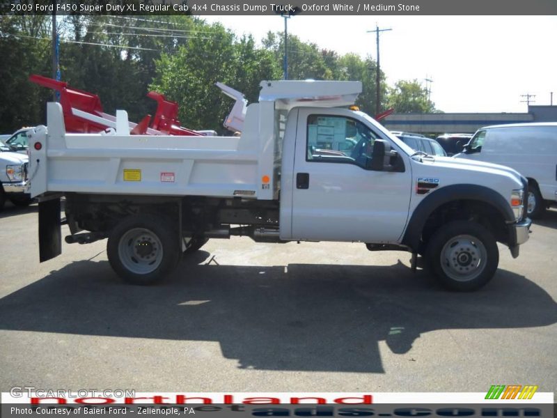 Oxford White / Medium Stone 2009 Ford F450 Super Duty XL Regular Cab 4x4 Chassis Dump Truck