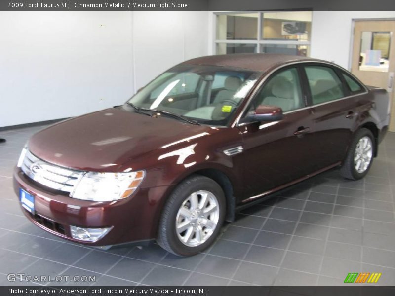 Cinnamon Metallic / Medium Light Stone 2009 Ford Taurus SE