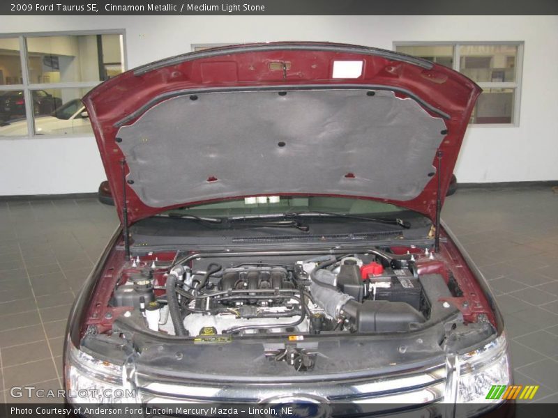 Cinnamon Metallic / Medium Light Stone 2009 Ford Taurus SE