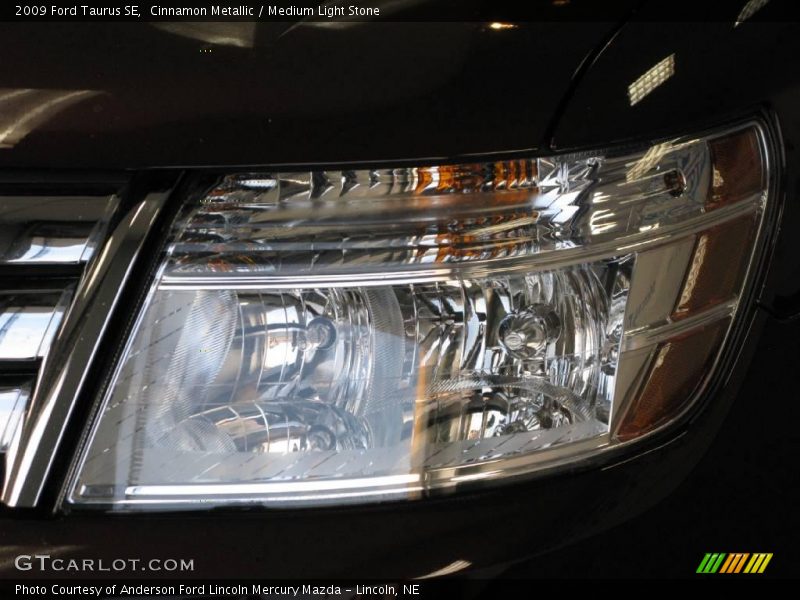 Cinnamon Metallic / Medium Light Stone 2009 Ford Taurus SE