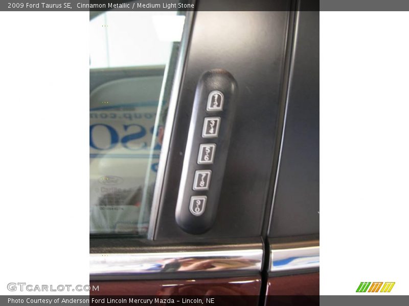 Cinnamon Metallic / Medium Light Stone 2009 Ford Taurus SE