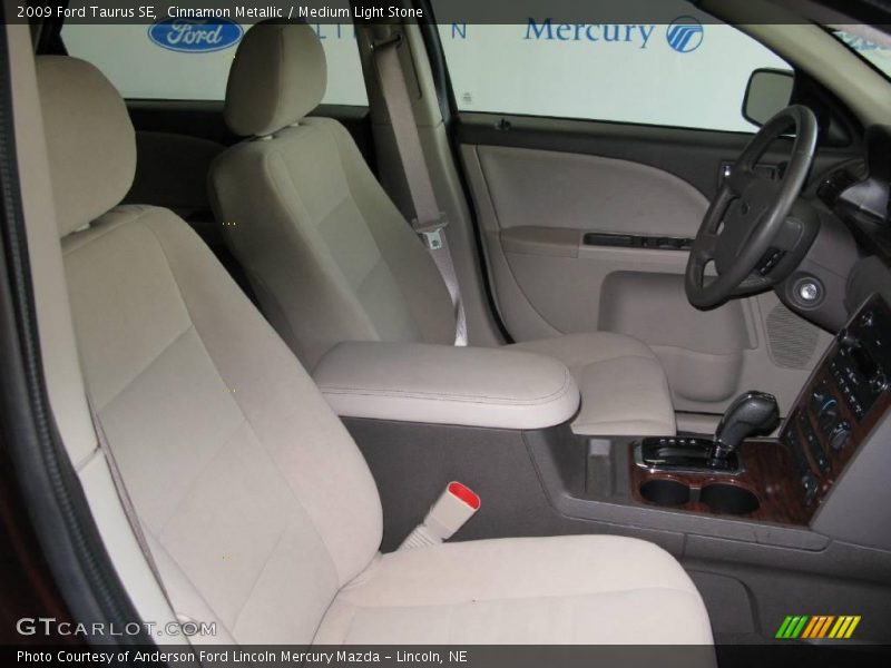 Cinnamon Metallic / Medium Light Stone 2009 Ford Taurus SE