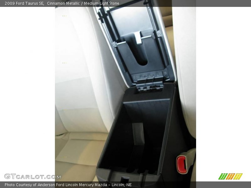 Cinnamon Metallic / Medium Light Stone 2009 Ford Taurus SE